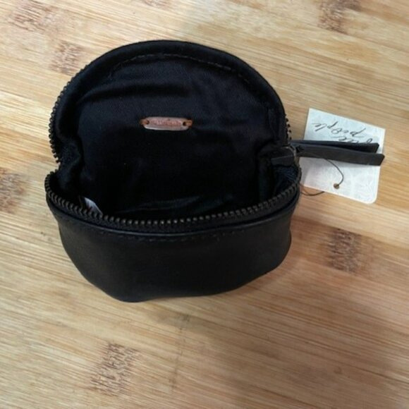 Walk About Leather Wristlet - Mini Purse - Bracelet Bag - Leather Pouch - Picture 8 of 16